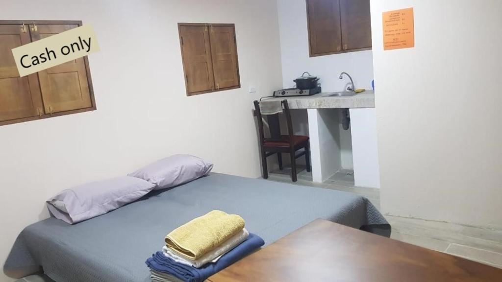 Hogar Tico-Estadounidense Cerca De Aeropuerto Alajuela Eksteriør billede
