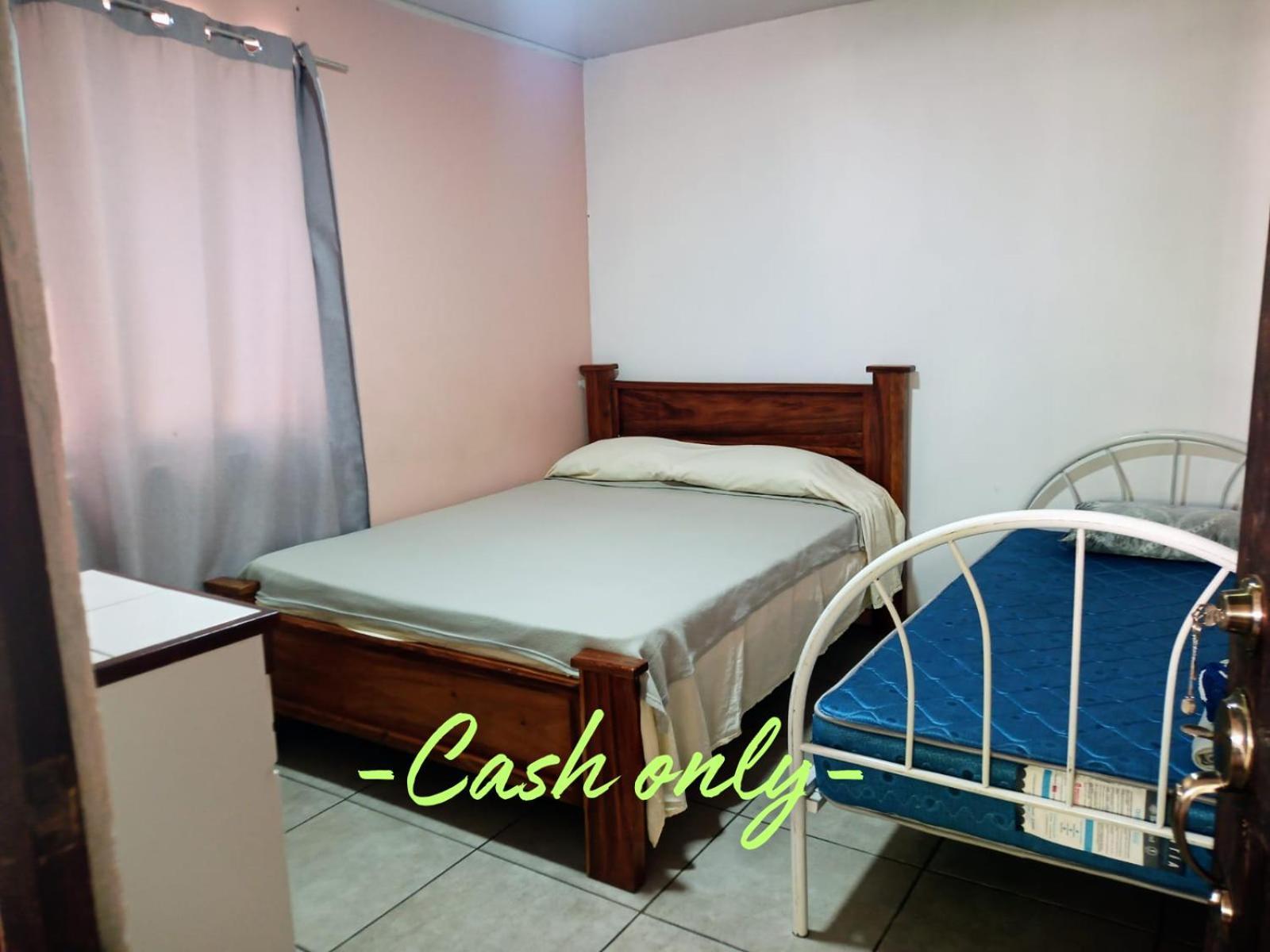 Hogar Tico-Estadounidense Cerca De Aeropuerto Alajuela Eksteriør billede